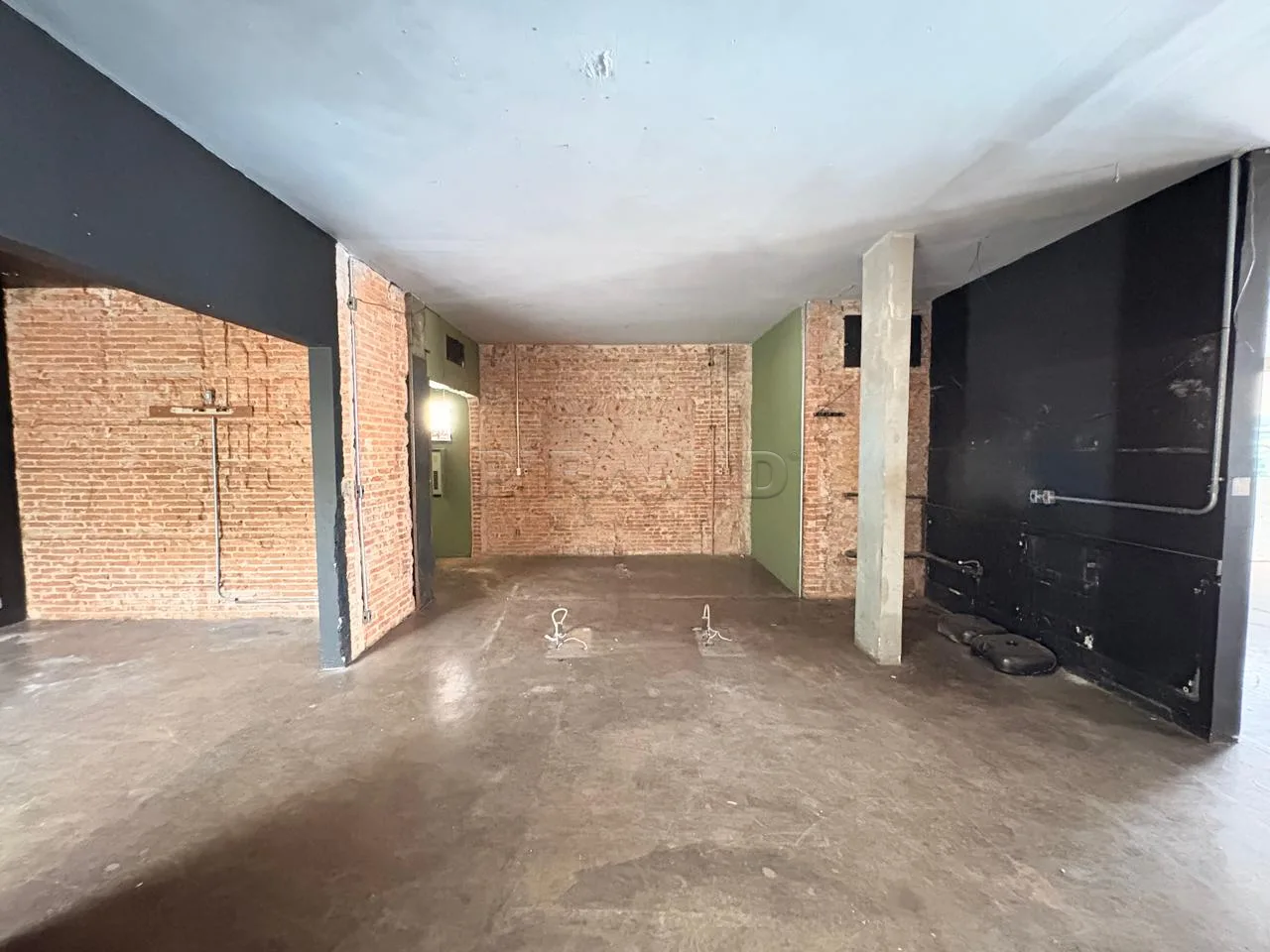 Alugar Comercial / Casa em Ribeir&atilde;o Preto R$ 18.000,00 - Foto 4