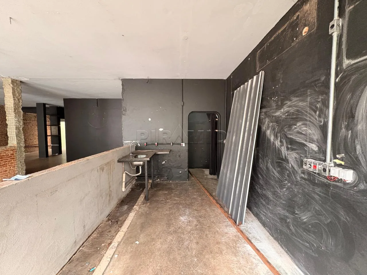 Alugar Comercial / Casa em Ribeir&atilde;o Preto R$ 18.000,00 - Foto 6