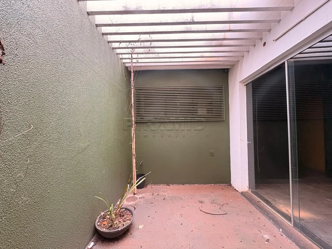 Alugar Comercial / Casa em Ribeir&atilde;o Preto R$ 18.000,00 - Foto 13