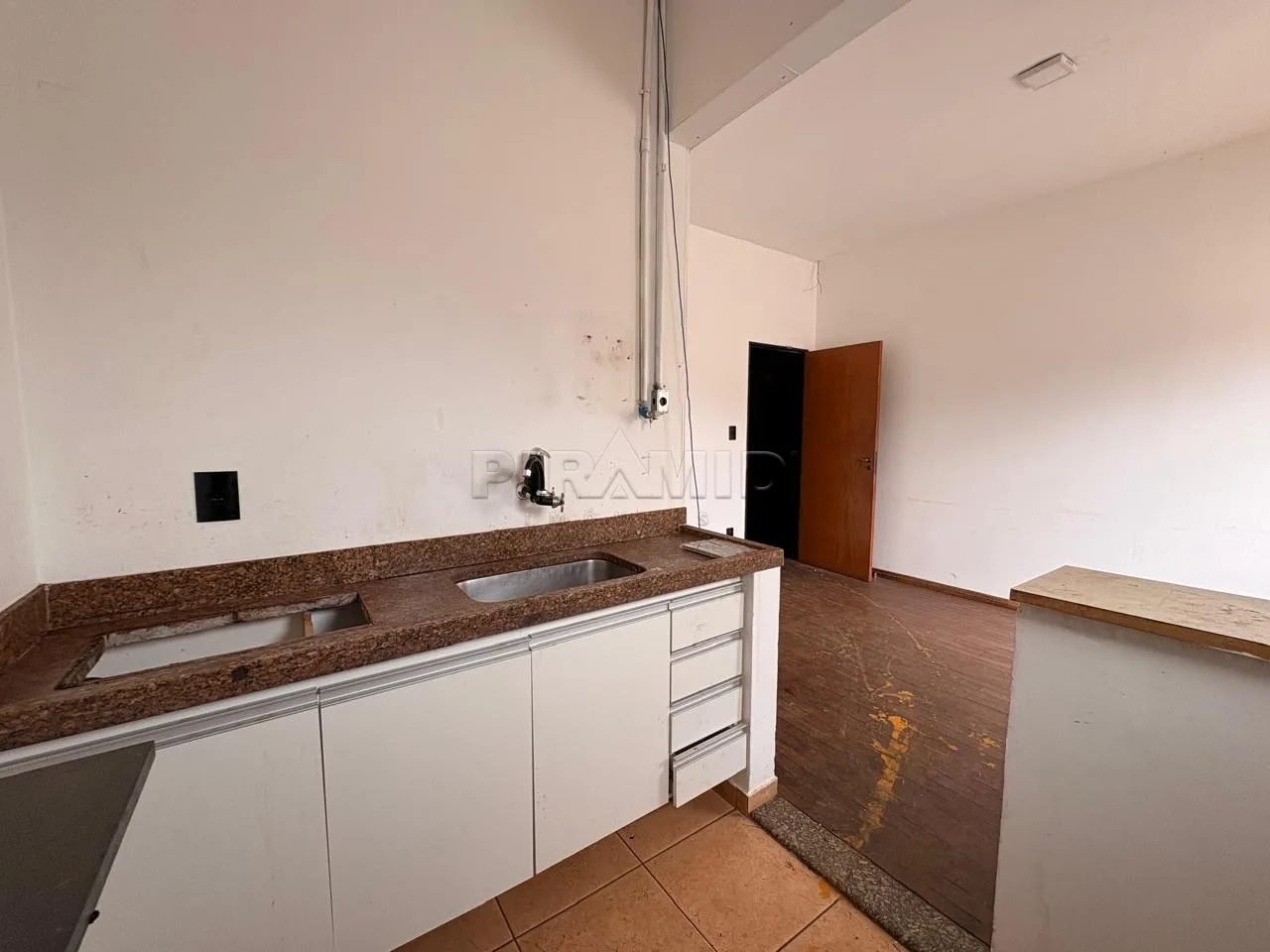 Alugar Comercial / Casa em Ribeir&atilde;o Preto R$ 18.000,00 - Foto 23