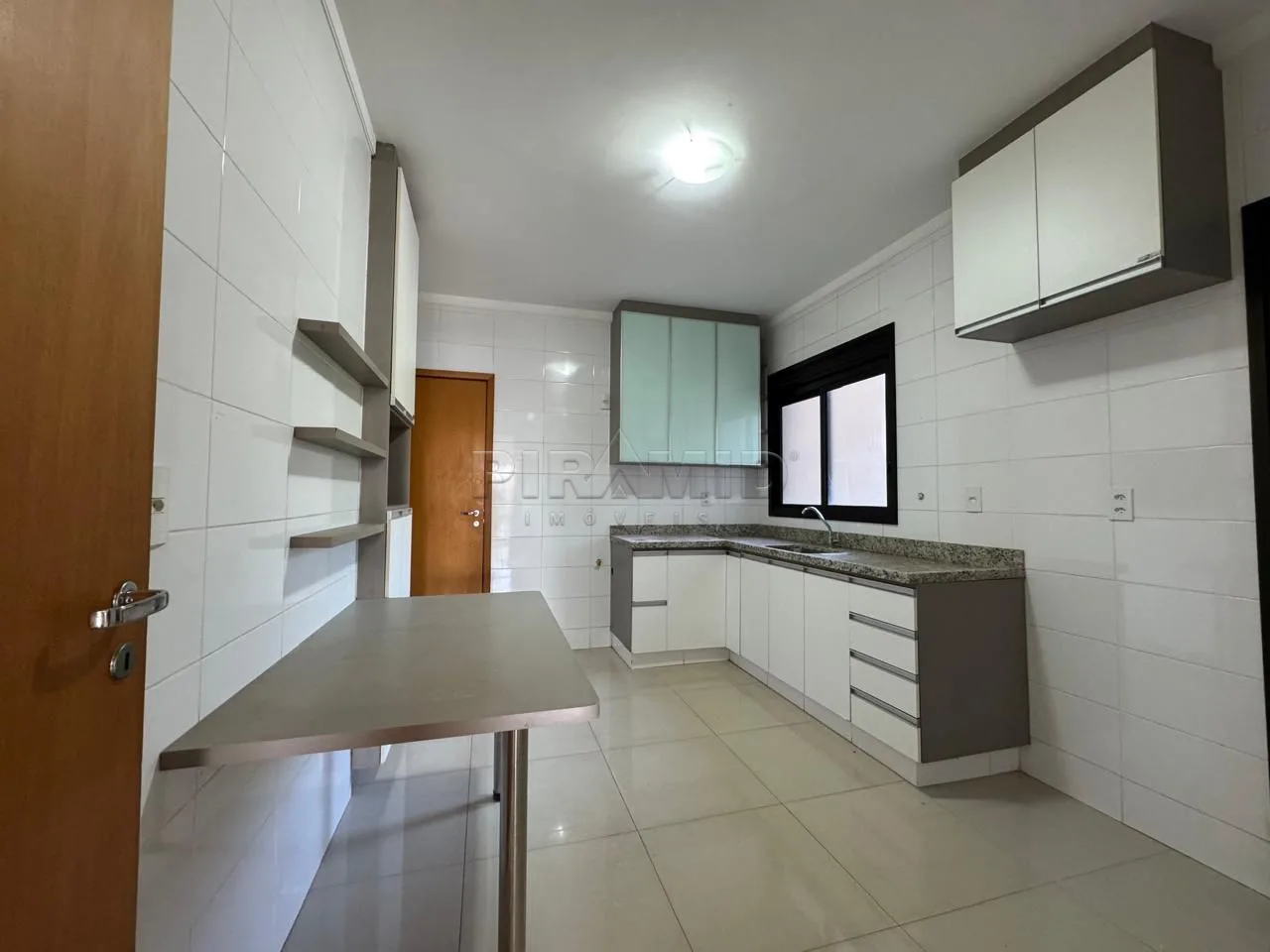 Alugar Apartamento / Padr&atilde;o em Ribeir&atilde;o Preto R$ 4.500,00 - Foto 15