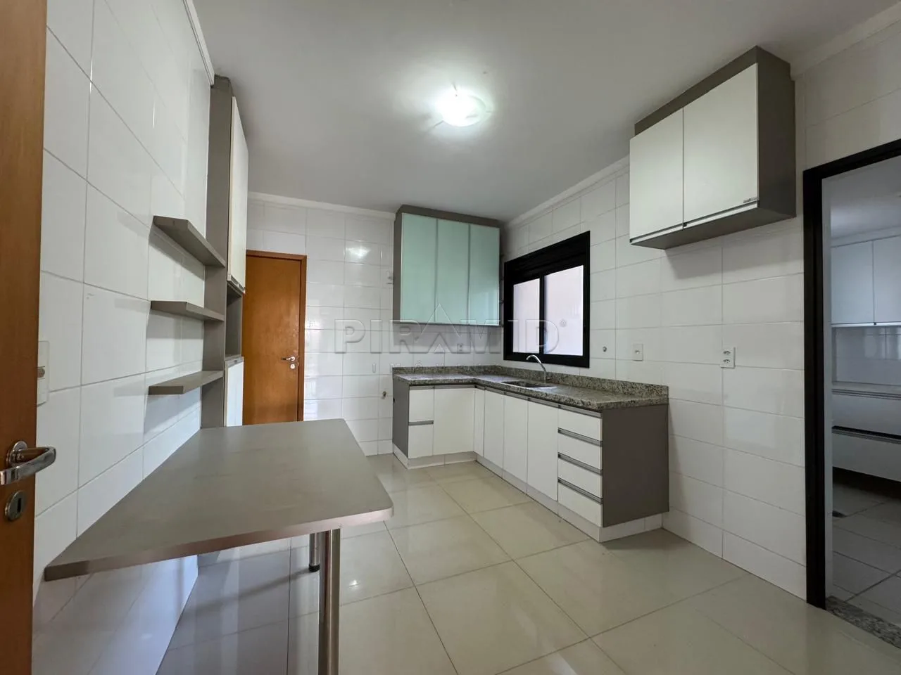 Alugar Apartamento / Padr&atilde;o em Ribeir&atilde;o Preto R$ 4.500,00 - Foto 17