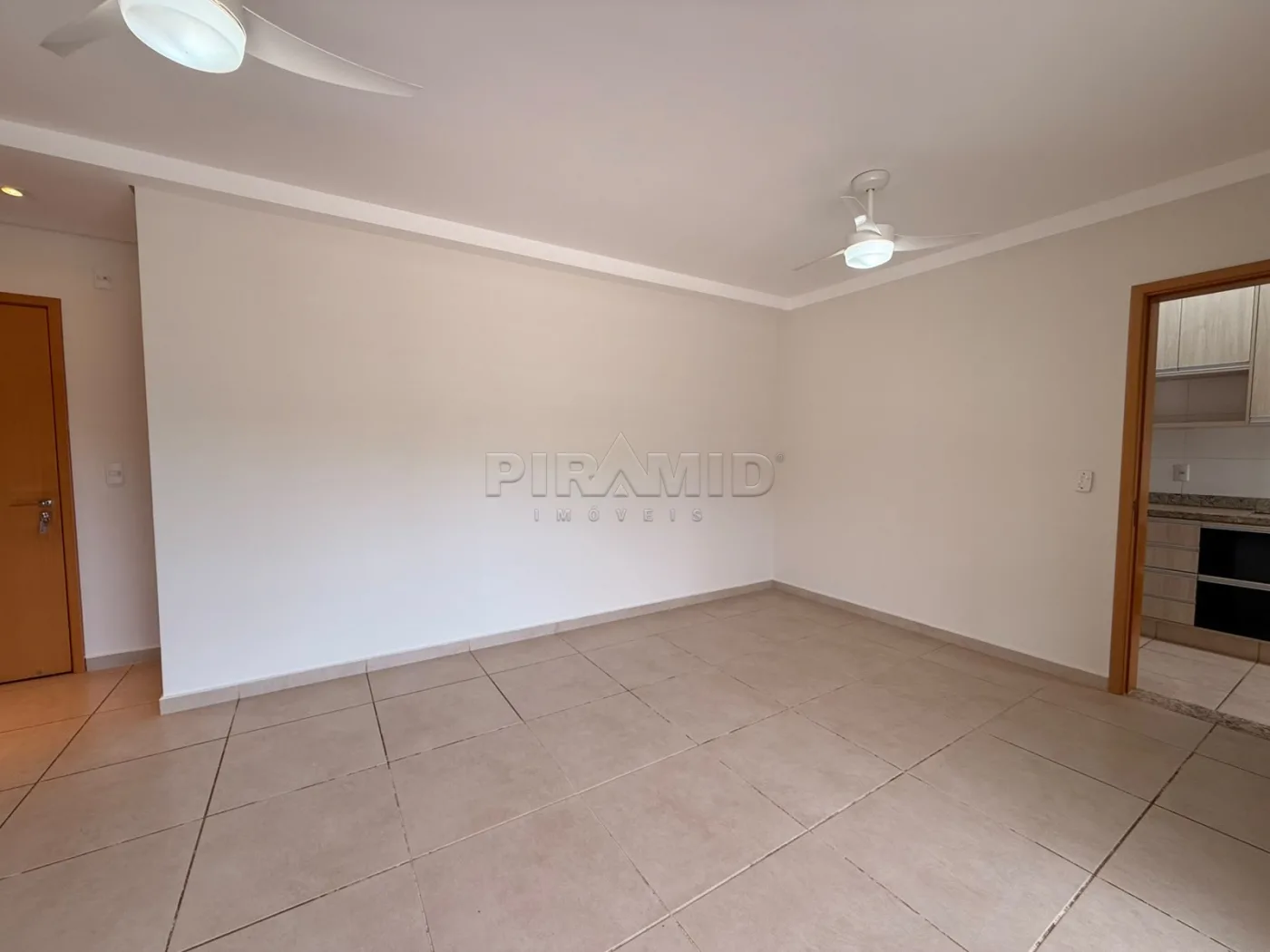 Alugar Apartamento / Padr&atilde;o em Ribeir&atilde;o Preto R$ 2.500,00 - Foto 2