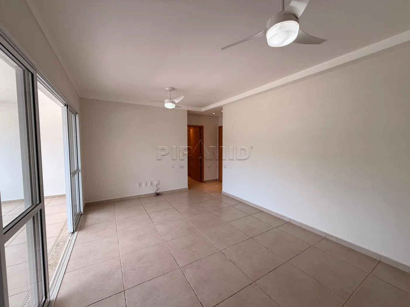 Alugar Apartamento / Padr&atilde;o em Ribeir&atilde;o Preto R$ 2.500,00 - Foto 3