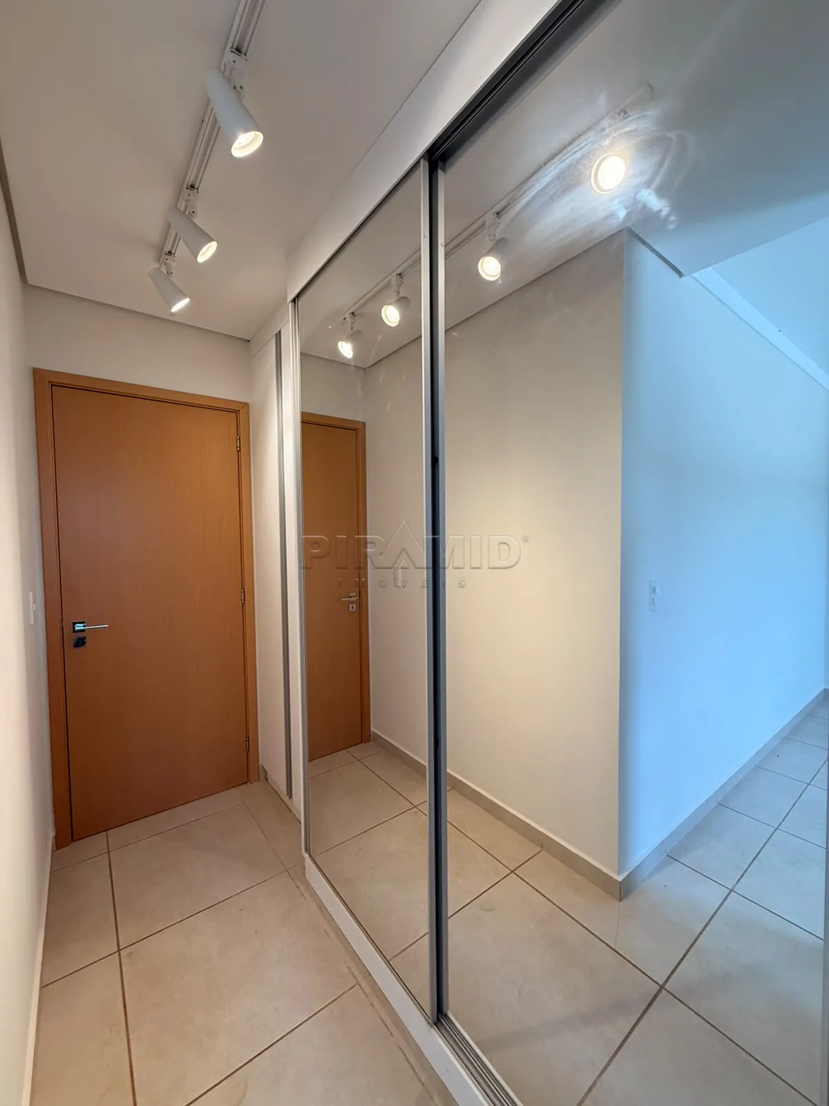 Alugar Apartamento / Padr&atilde;o em Ribeir&atilde;o Preto R$ 2.500,00 - Foto 8