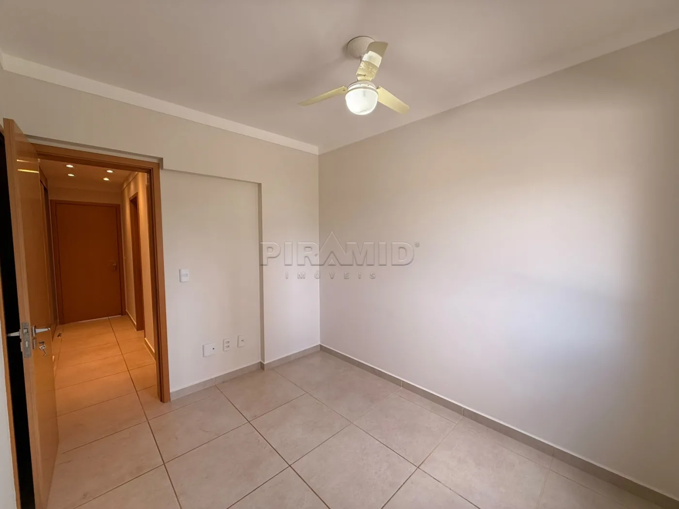 Alugar Apartamento / Padr&atilde;o em Ribeir&atilde;o Preto R$ 2.500,00 - Foto 11