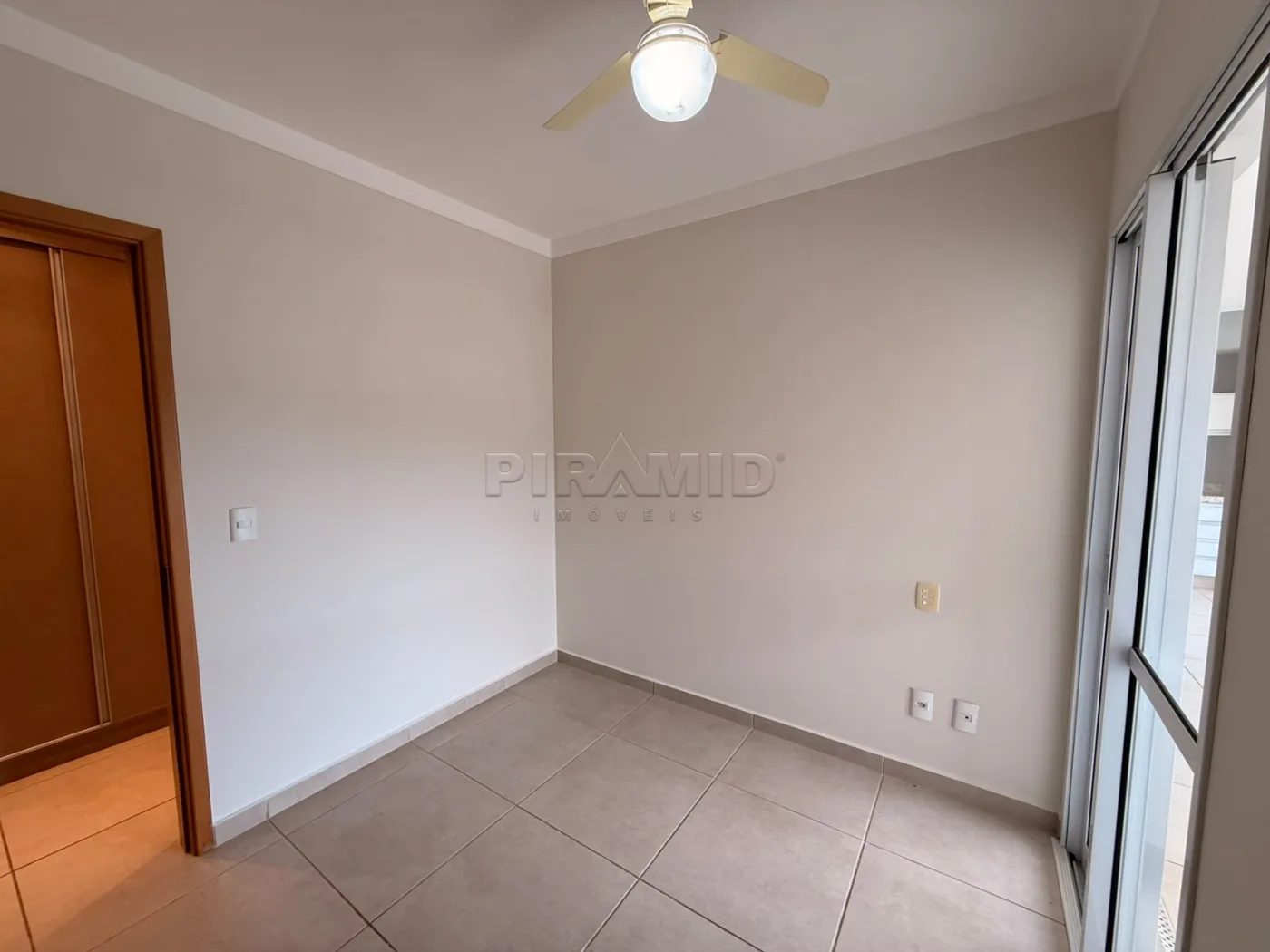 Alugar Apartamento / Padr&atilde;o em Ribeir&atilde;o Preto R$ 2.500,00 - Foto 12