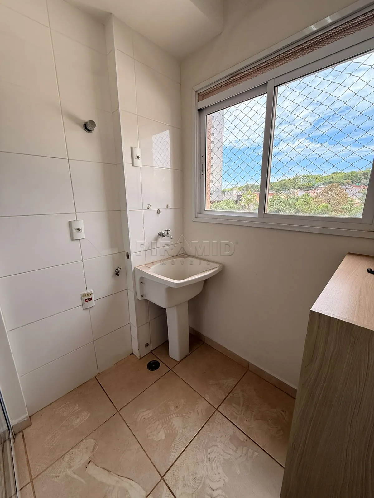 Alugar Apartamento / Padr&atilde;o em Ribeir&atilde;o Preto R$ 2.500,00 - Foto 18