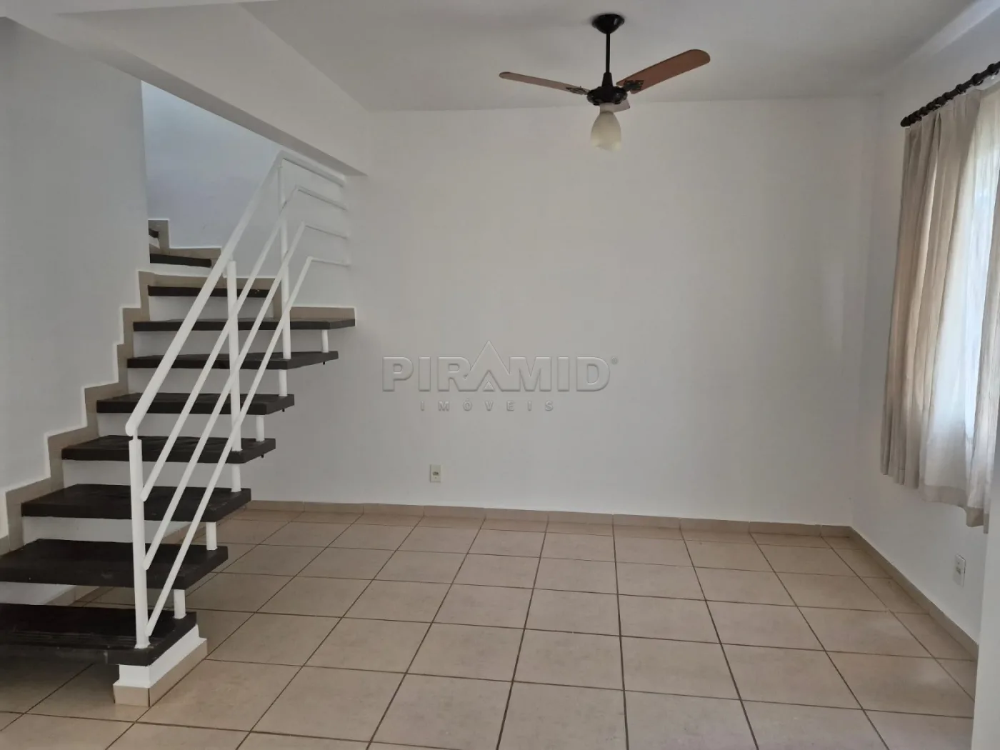 Alugar Casa / Condom&iacute;nio em Ribeir&atilde;o Preto R$ 1.400,00 - Foto 3