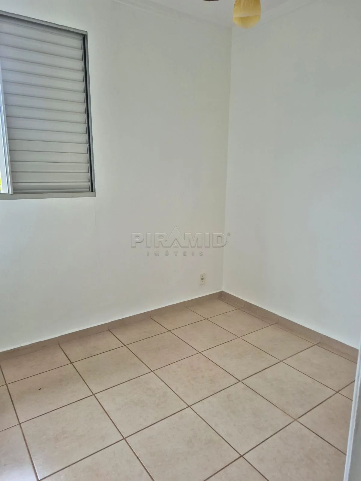 Alugar Casa / Condom&iacute;nio em Ribeir&atilde;o Preto R$ 1.400,00 - Foto 9