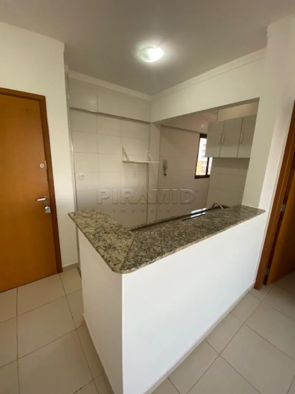 Alugar Apartamento / Padr&atilde;o em Ribeir&atilde;o Preto R$ 1.550,00 - Foto 8