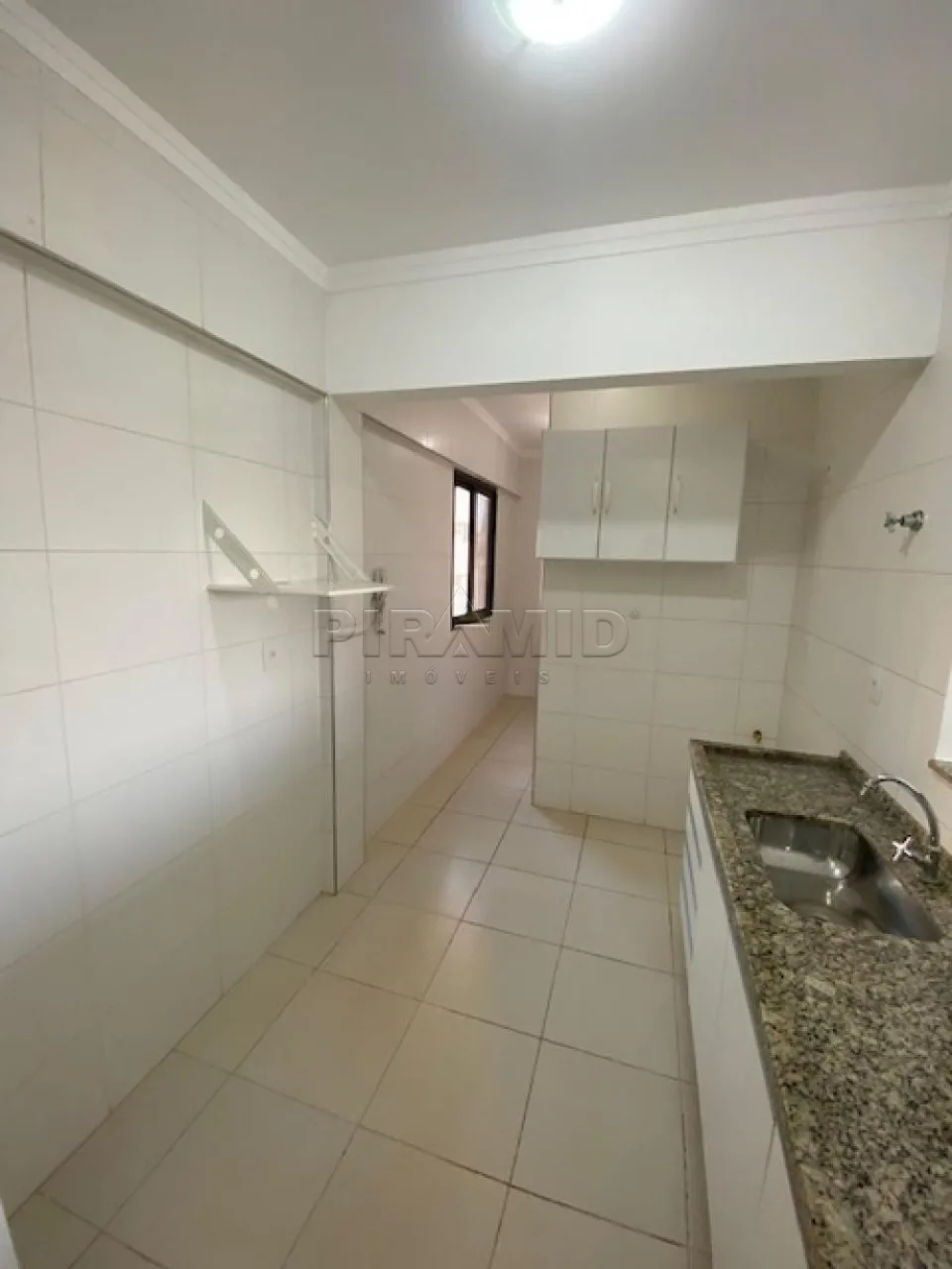 Alugar Apartamento / Padr&atilde;o em Ribeir&atilde;o Preto R$ 1.550,00 - Foto 10
