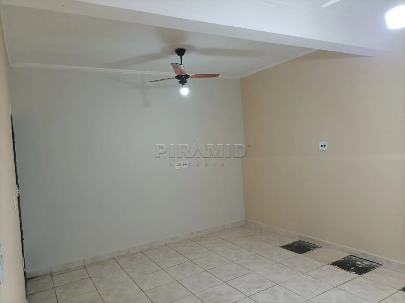 Alugar Casa / Padr&atilde;o em Ribeir&atilde;o Preto R$ 1.700,00 - Foto 11