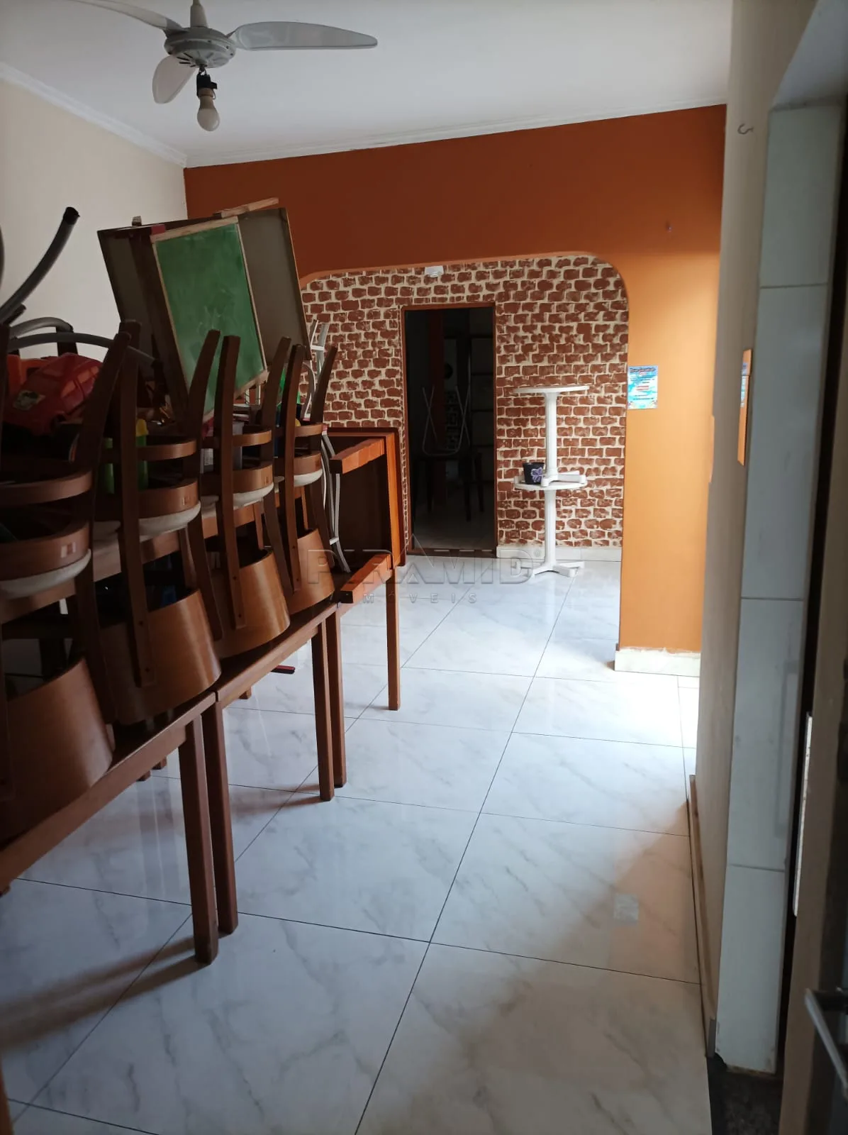 Alugar Casa / Padr&atilde;o em Ribeir&atilde;o Preto R$ 1.700,00 - Foto 24