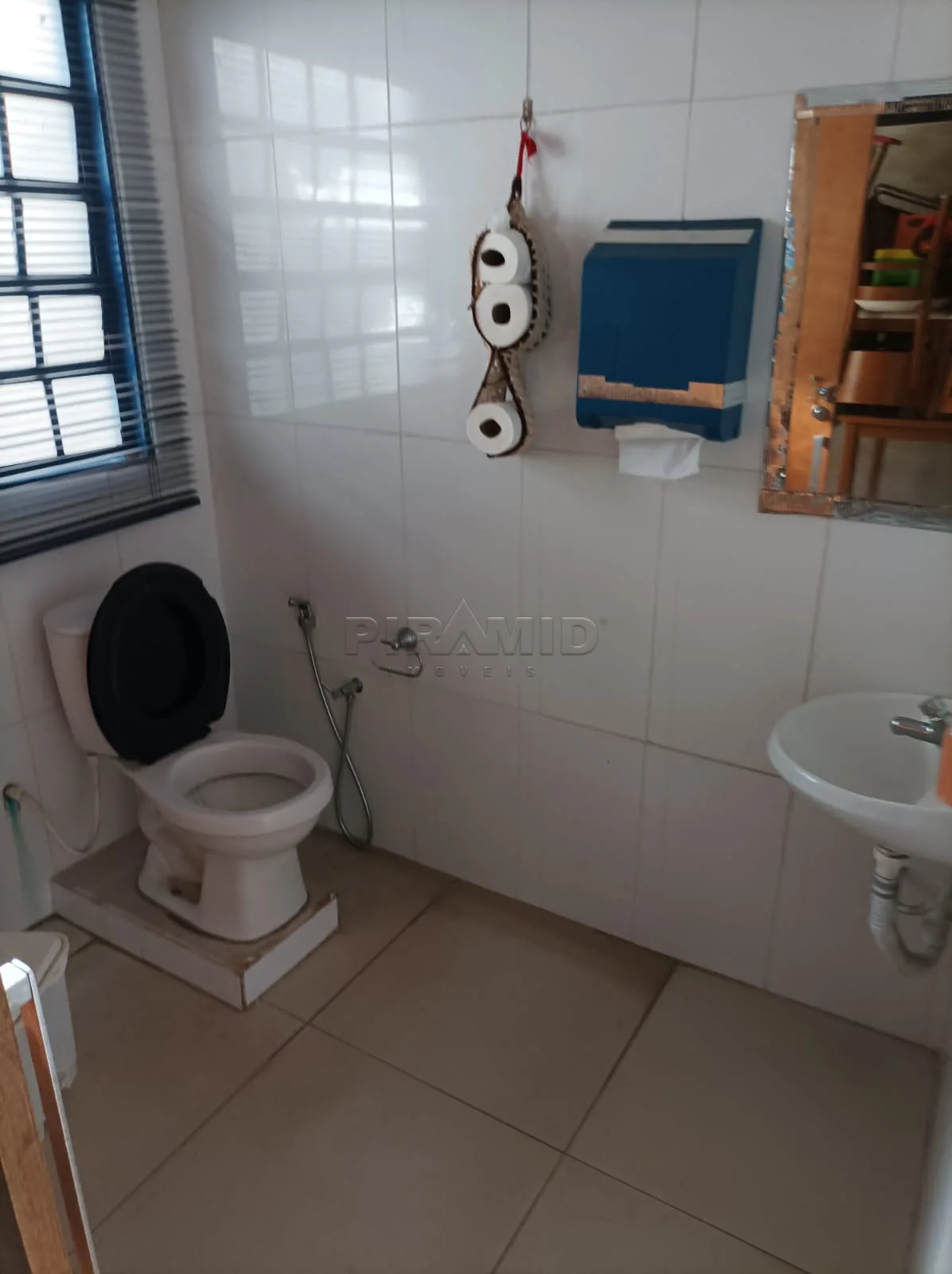 Alugar Casa / Padr&atilde;o em Ribeir&atilde;o Preto R$ 1.700,00 - Foto 22