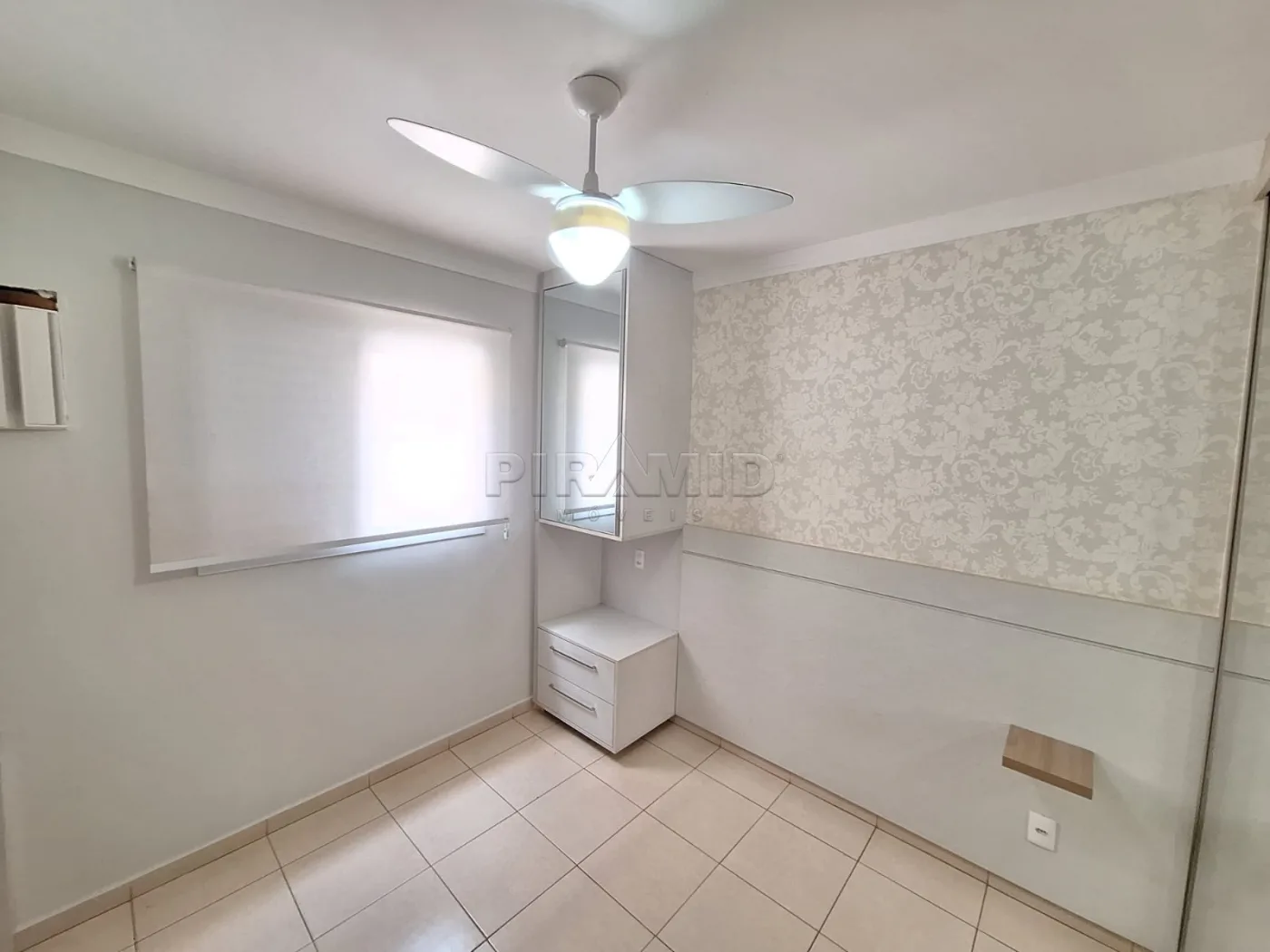 Alugar Apartamento / Padr&atilde;o em Ribeir&atilde;o Preto R$ 1.300,00 - Foto 9