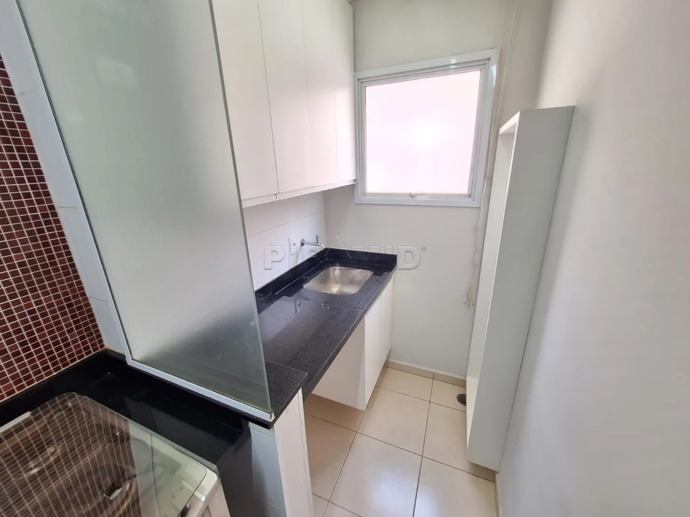 Alugar Apartamento / Padr&atilde;o em Ribeir&atilde;o Preto R$ 1.300,00 - Foto 15