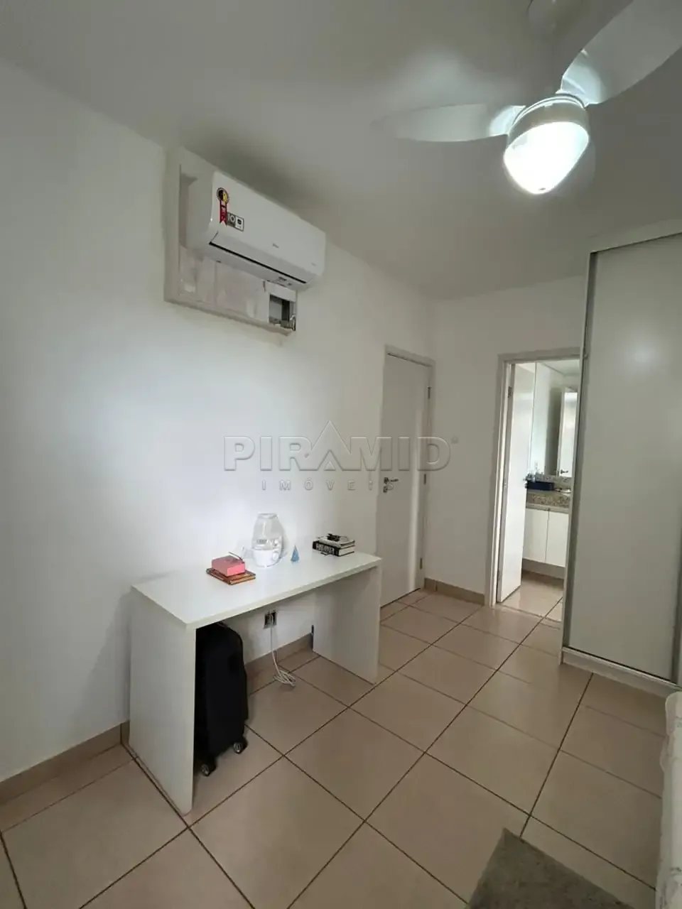 Comprar Apartamento / Padr&atilde;o em Ribeir&atilde;o Preto R$ 410.000,00 - Foto 6