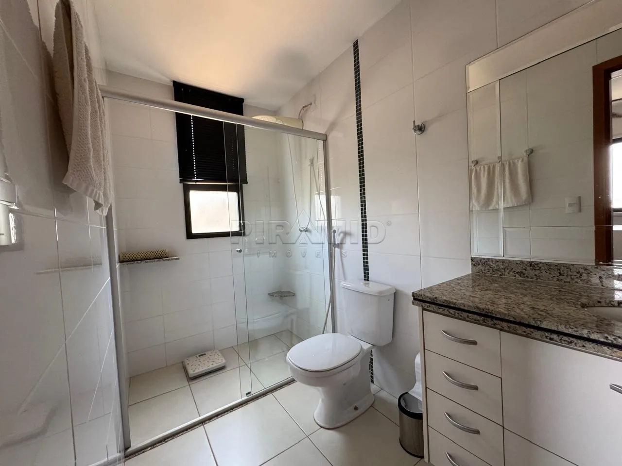 Alugar Apartamento / Padr&atilde;o em Ribeir&atilde;o Preto R$ 2.700,00 - Foto 17
