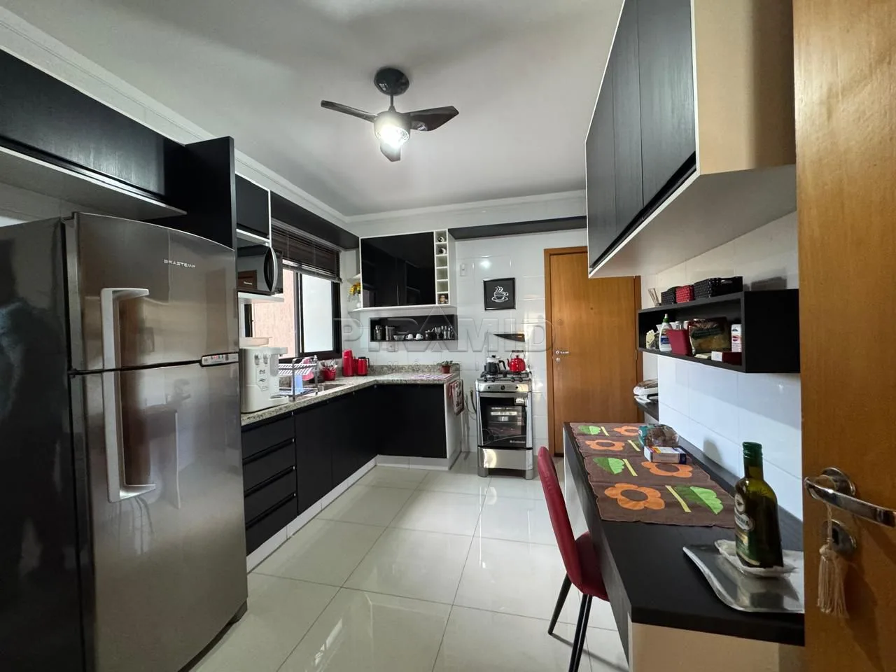 Alugar Apartamento / Padr&atilde;o em Ribeir&atilde;o Preto R$ 2.700,00 - Foto 7