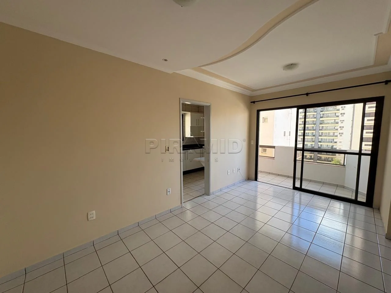 Alugar Apartamento / Padr&atilde;o em Ribeir&atilde;o Preto R$ 1.700,00 - Foto 2