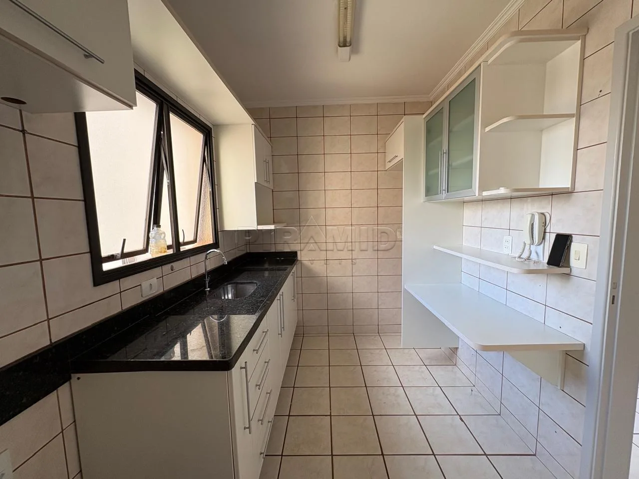 Alugar Apartamento / Padr&atilde;o em Ribeir&atilde;o Preto R$ 1.700,00 - Foto 6