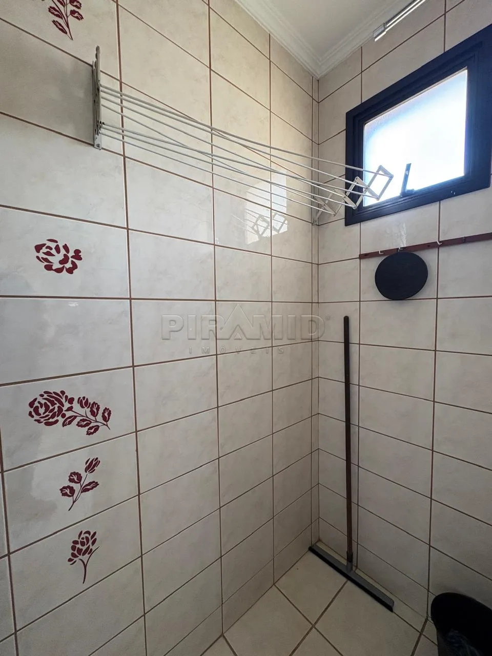 Alugar Apartamento / Padr&atilde;o em Ribeir&atilde;o Preto R$ 1.700,00 - Foto 11