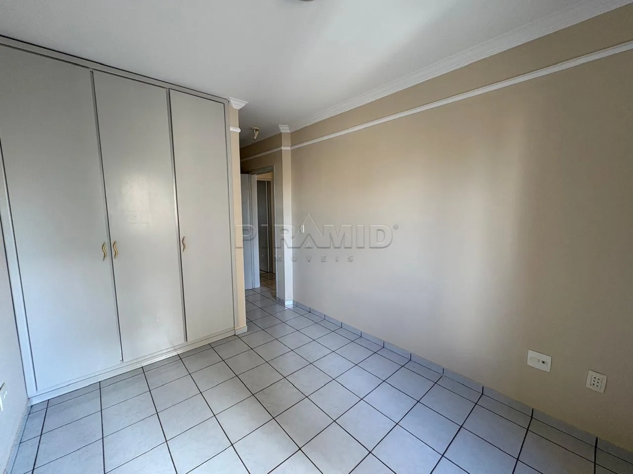 Alugar Apartamento / Padr&atilde;o em Ribeir&atilde;o Preto R$ 1.700,00 - Foto 19