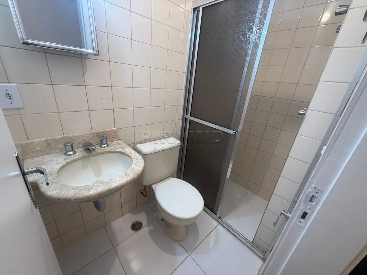 Alugar Apartamento / Padr&atilde;o em Ribeir&atilde;o Preto R$ 1.650,00 - Foto 12