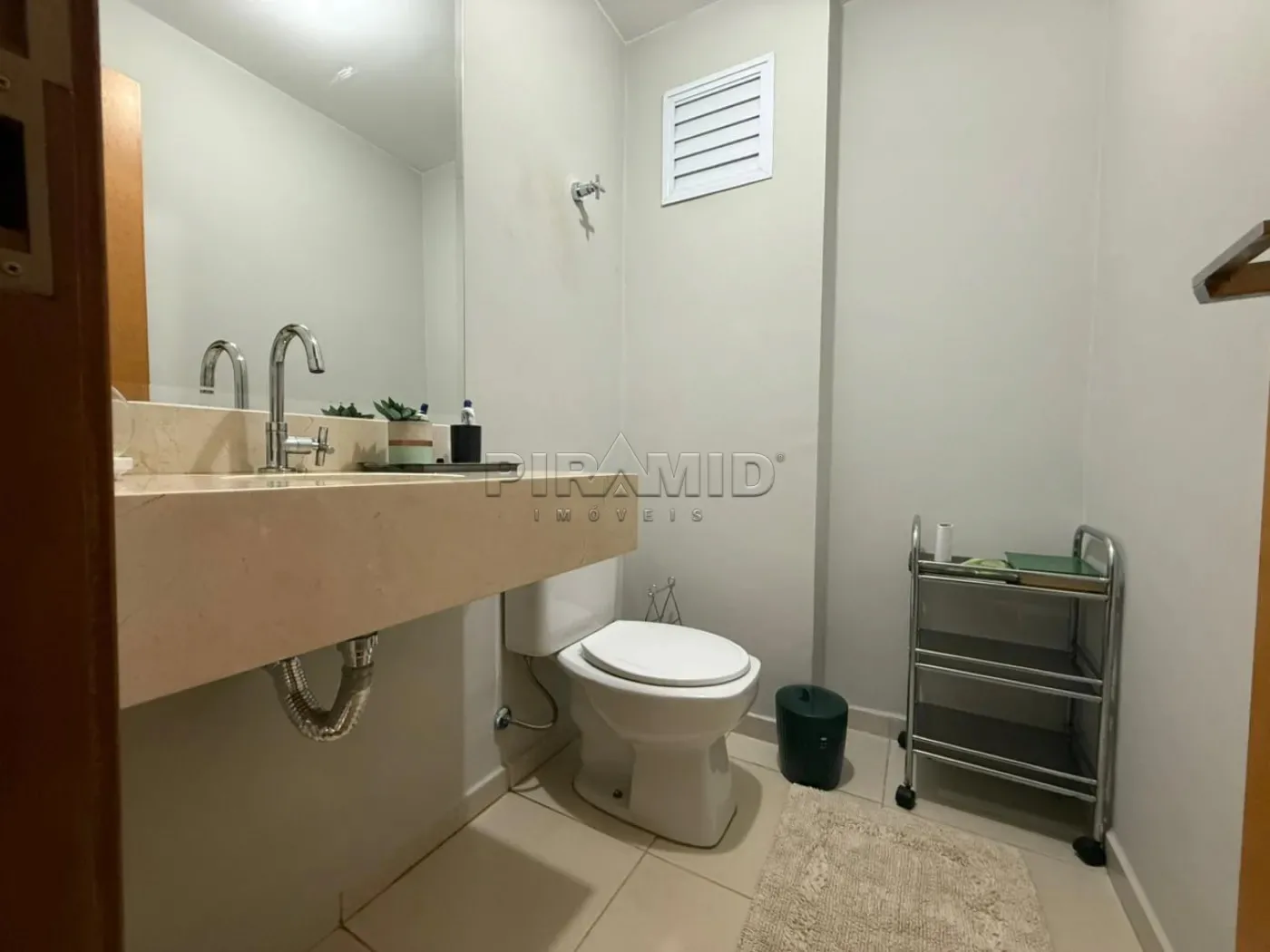 Alugar Apartamento / Padr&atilde;o em Ribeir&atilde;o Preto R$ 2.000,00 - Foto 4
