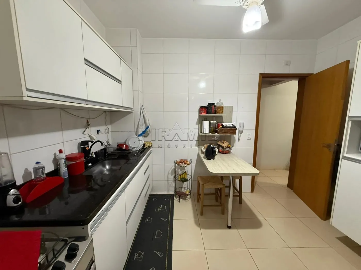 Alugar Apartamento / Padr&atilde;o em Ribeir&atilde;o Preto R$ 2.000,00 - Foto 13