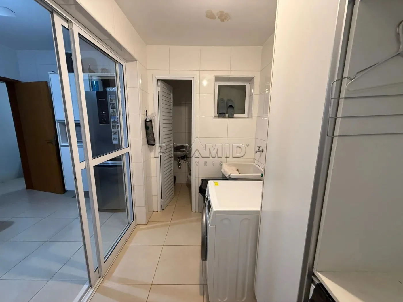Alugar Apartamento / Padr&atilde;o em Ribeir&atilde;o Preto R$ 2.000,00 - Foto 15