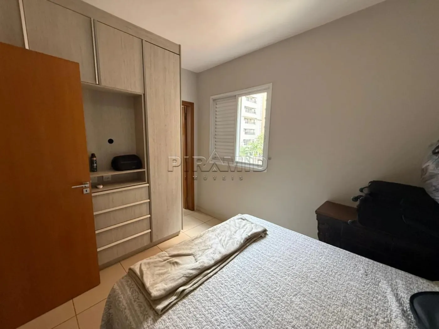 Alugar Apartamento / Padr&atilde;o em Ribeir&atilde;o Preto R$ 2.000,00 - Foto 20