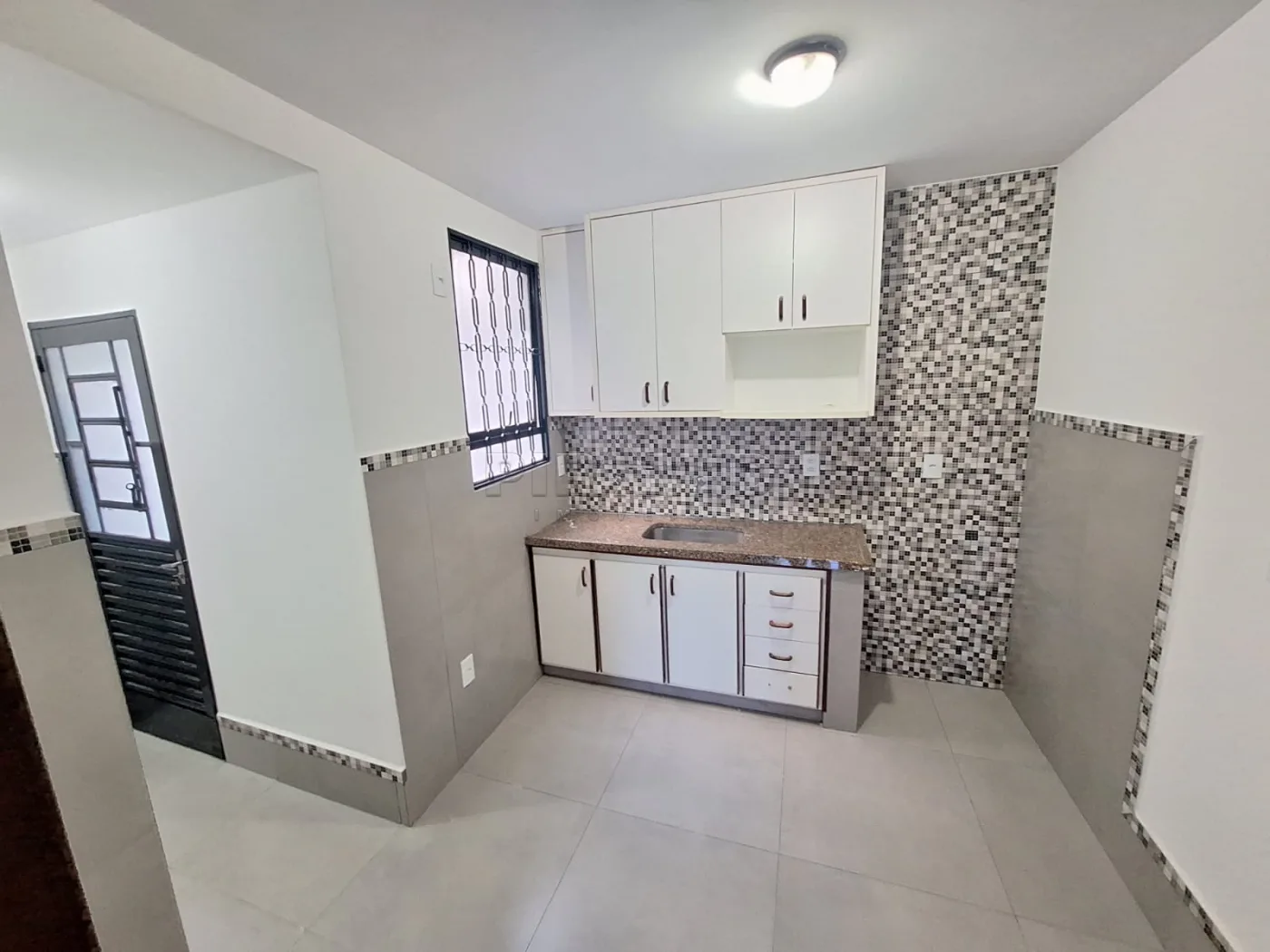 Alugar Apartamento / Padr&atilde;o em Ribeir&atilde;o Preto R$ 1.500,00 - Foto 10