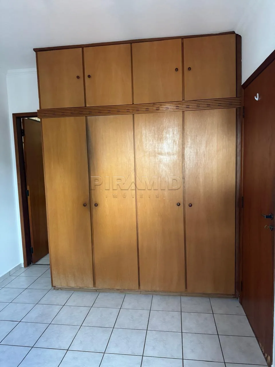 Alugar Apartamento / Padr&atilde;o em Ribeir&atilde;o Preto R$ 1.500,00 - Foto 7