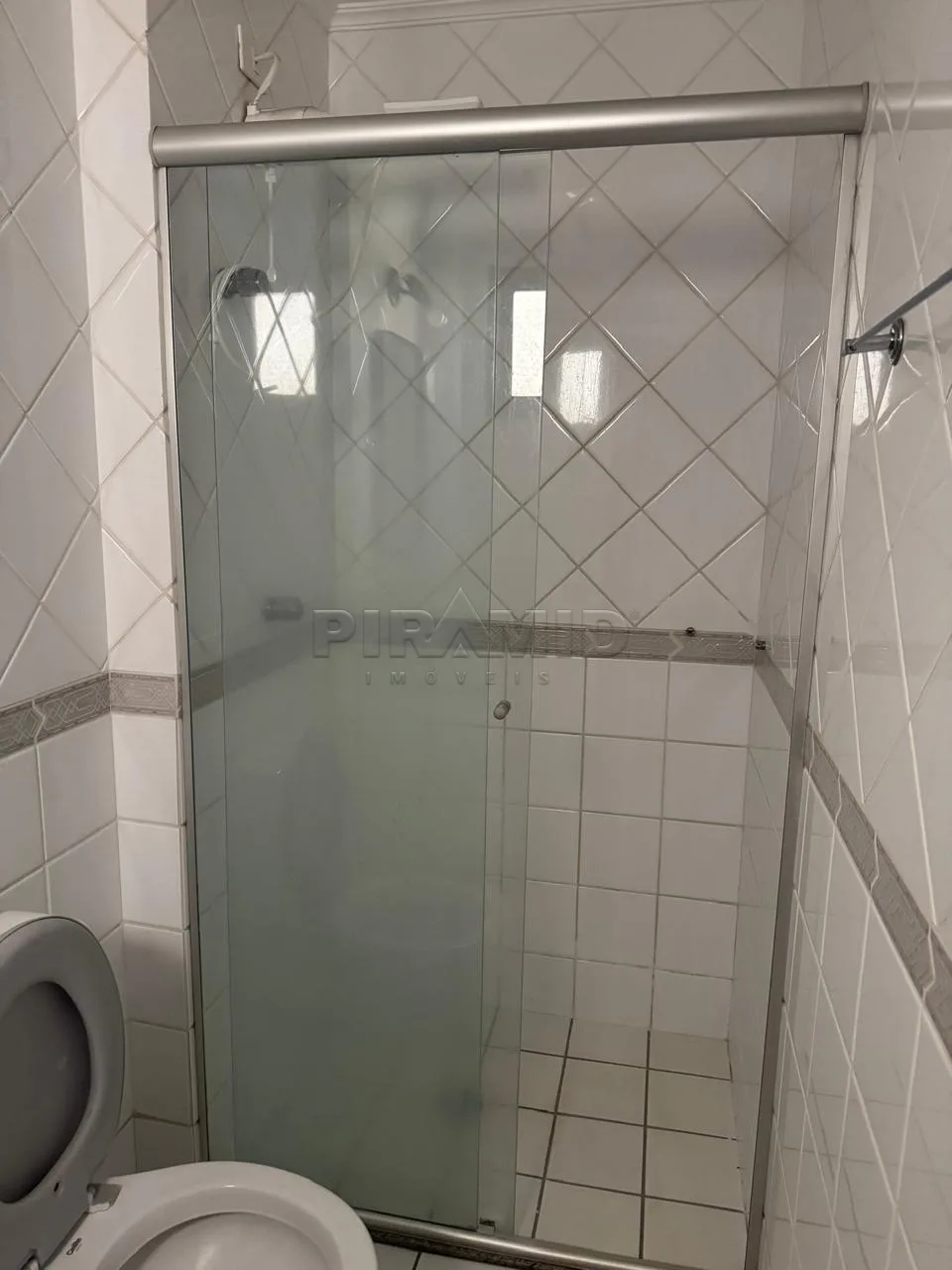 Alugar Apartamento / Padr&atilde;o em Ribeir&atilde;o Preto R$ 1.500,00 - Foto 10