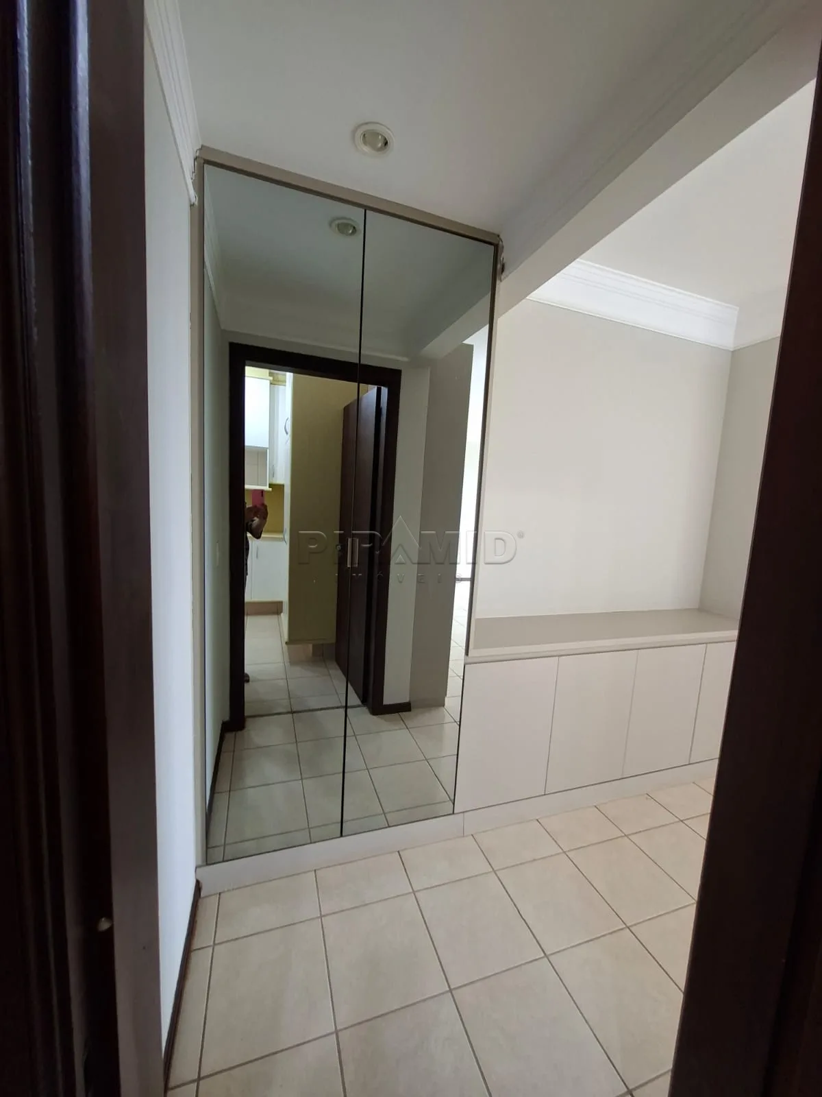 Alugar Apartamento / Padr&atilde;o em Ribeir&atilde;o Preto R$ 2.700,00 - Foto 15