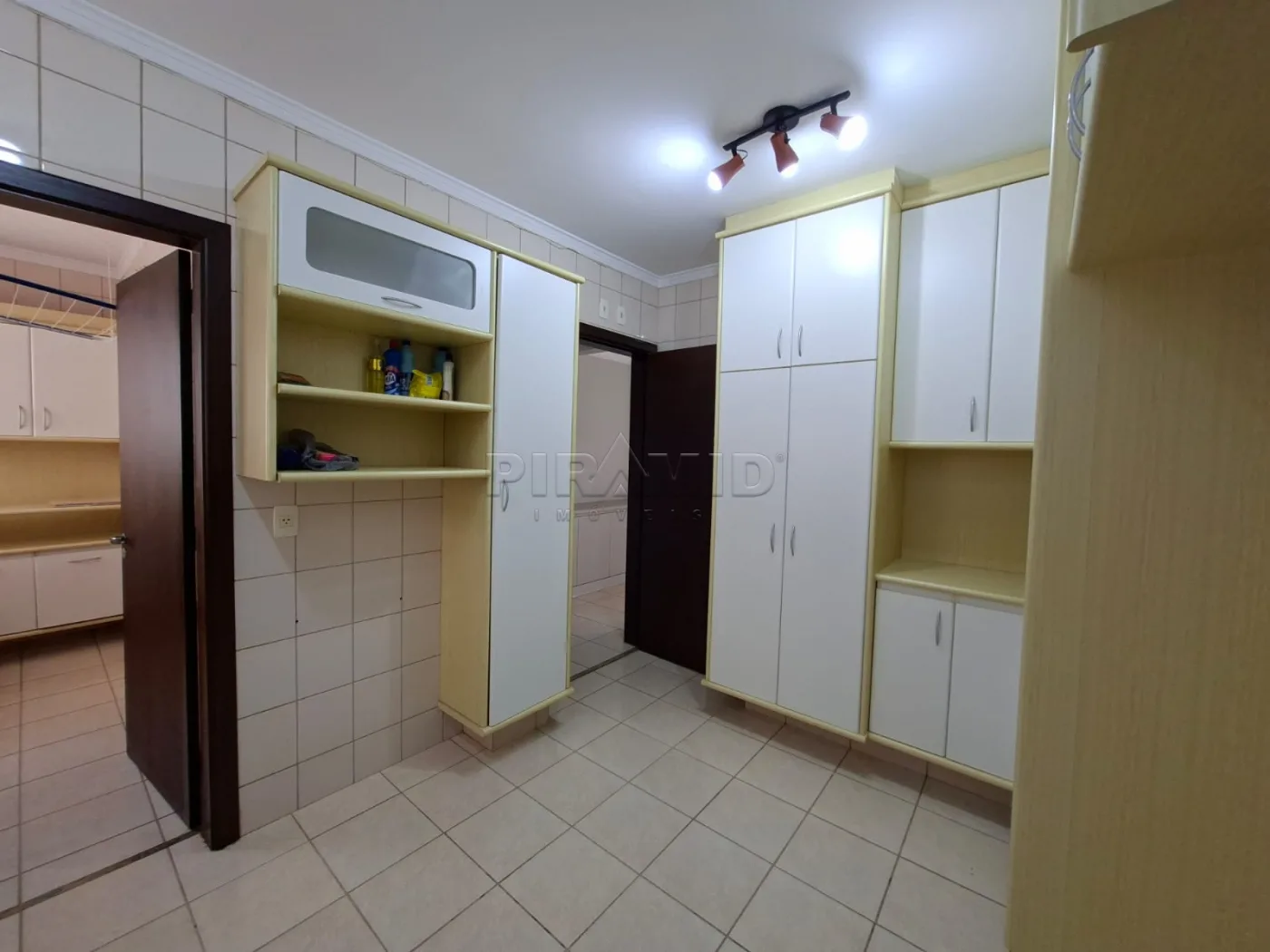 Alugar Apartamento / Padr&atilde;o em Ribeir&atilde;o Preto R$ 2.700,00 - Foto 33