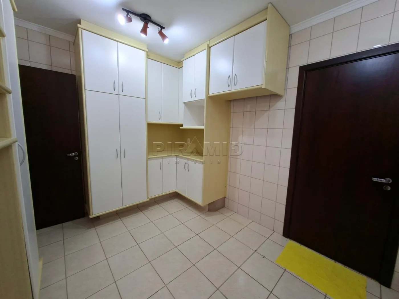 Alugar Apartamento / Padr&atilde;o em Ribeir&atilde;o Preto R$ 2.700,00 - Foto 35