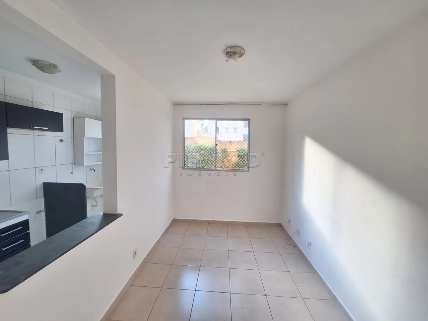 Alugar Apartamento / Padr&atilde;o em Ribeir&atilde;o Preto R$ 1.300,00 - Foto 1