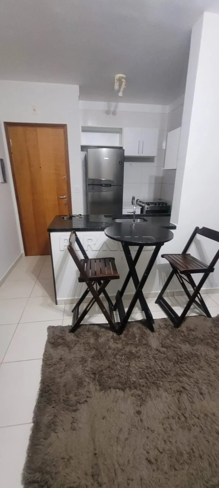 Alugar Apartamento / Padr&atilde;o em Ribeir&atilde;o Preto R$ 1.950,00 - Foto 2