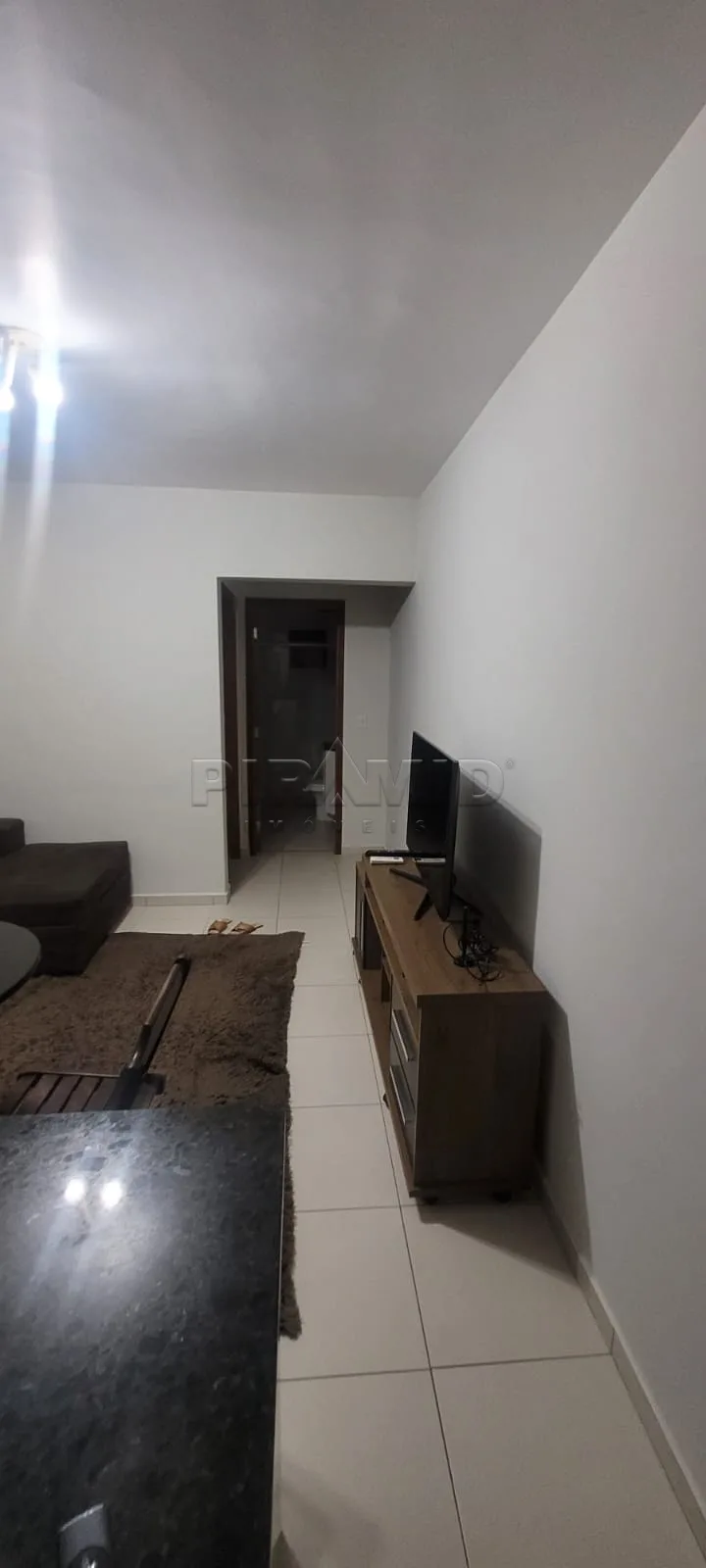 Alugar Apartamento / Padr&atilde;o em Ribeir&atilde;o Preto R$ 1.950,00 - Foto 4