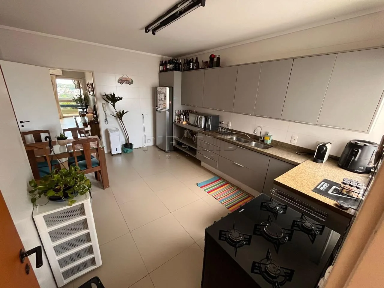 Comprar Apartamento / Padr&atilde;o em Ribeir&atilde;o Preto R$ 560.000,00 - Foto 3
