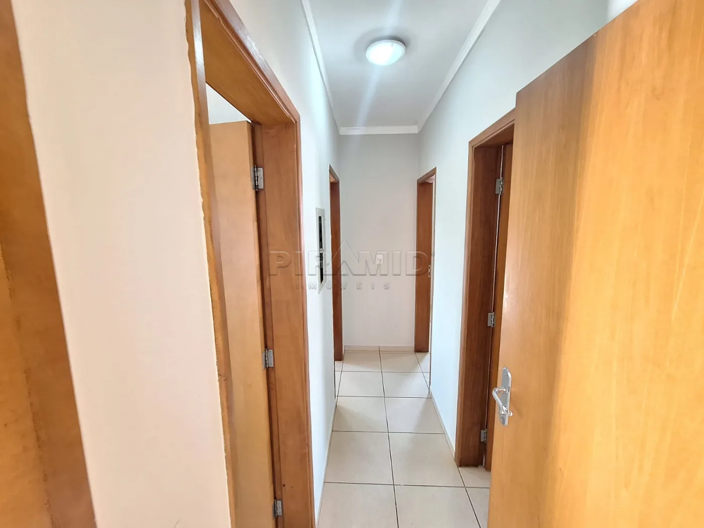 Alugar Apartamento / Padr&atilde;o em Ribeir&atilde;o Preto R$ 2.300,00 - Foto 6