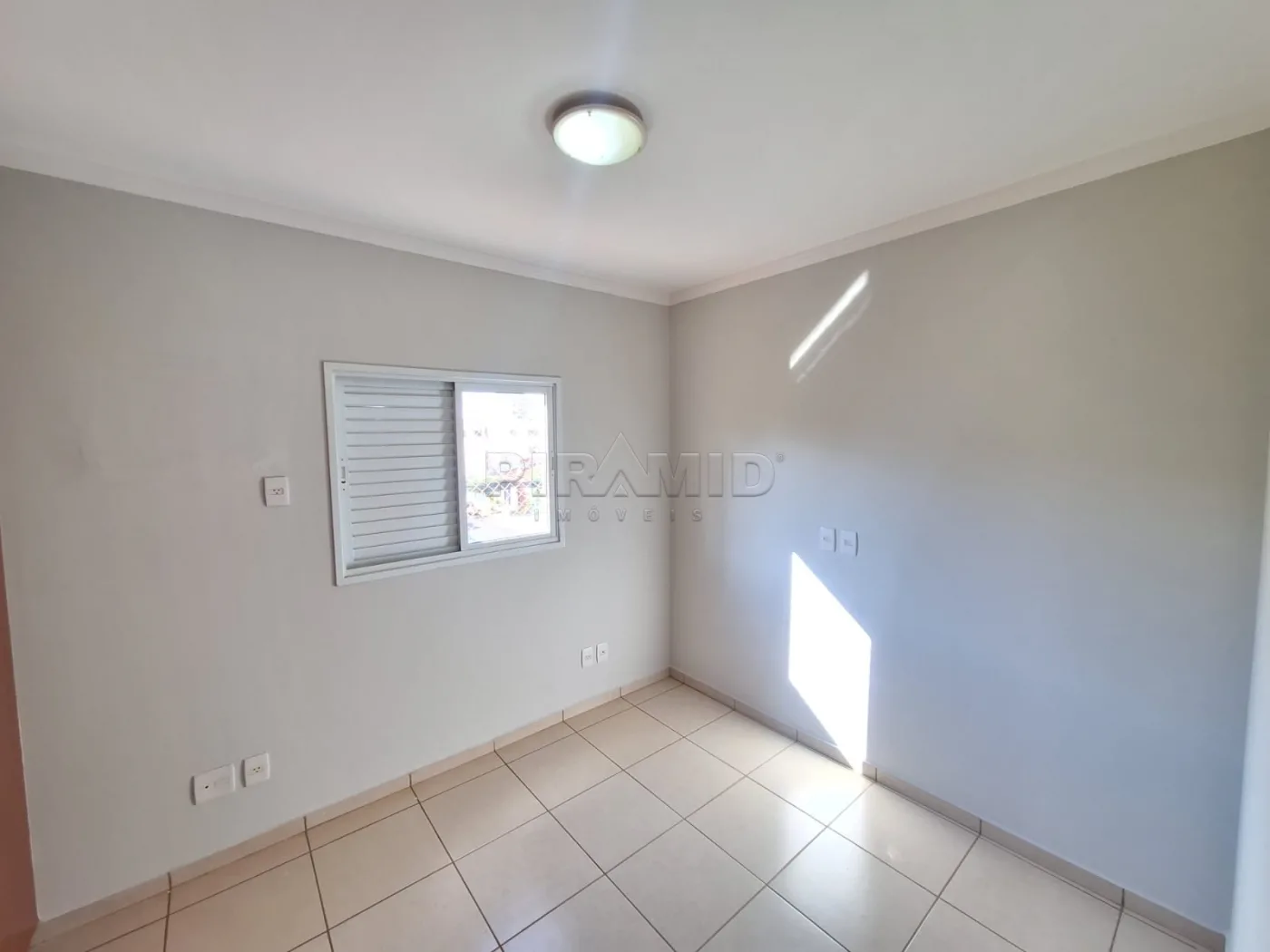 Alugar Apartamento / Padr&atilde;o em Ribeir&atilde;o Preto R$ 2.300,00 - Foto 14