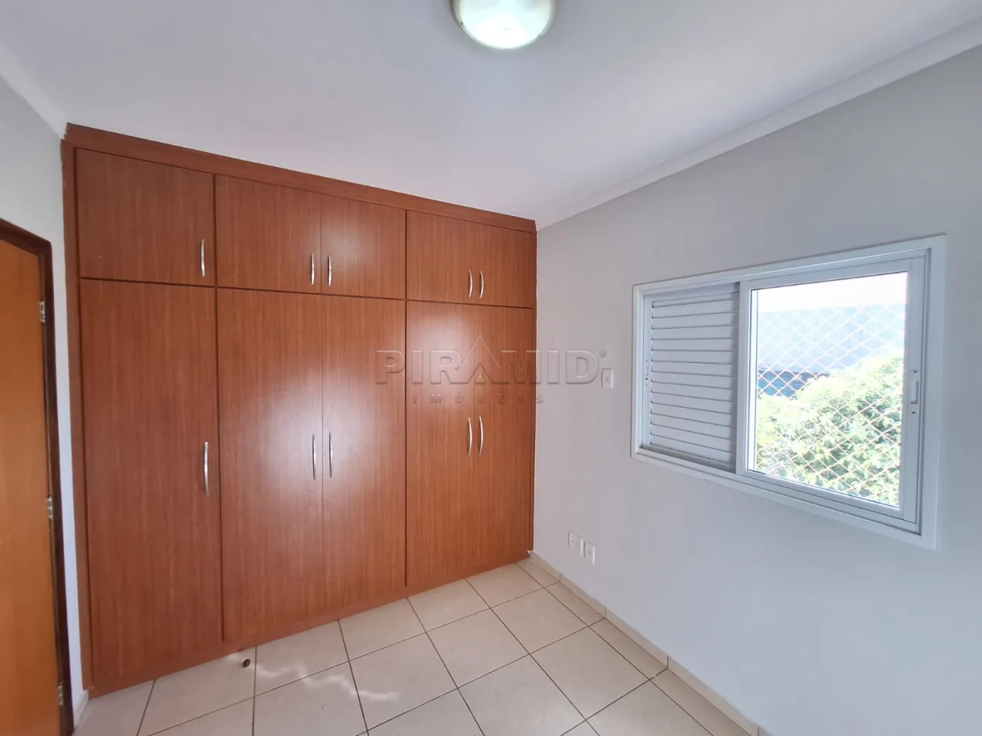Alugar Apartamento / Padr&atilde;o em Ribeir&atilde;o Preto R$ 2.300,00 - Foto 15