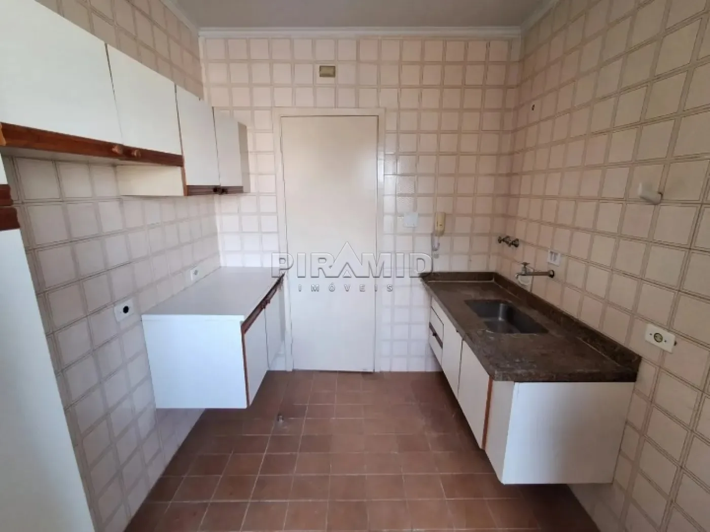 Alugar Apartamento / Padr&atilde;o em Ribeir&atilde;o Preto R$ 1.300,00 - Foto 9