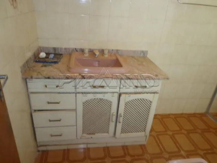 Alugar Casa / Padr&atilde;o em Ribeir&atilde;o Preto R$ 1.800,00 - Foto 13
