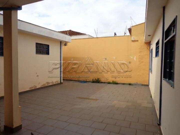 Alugar Casa / Padr&atilde;o em Ribeir&atilde;o Preto R$ 1.800,00 - Foto 17