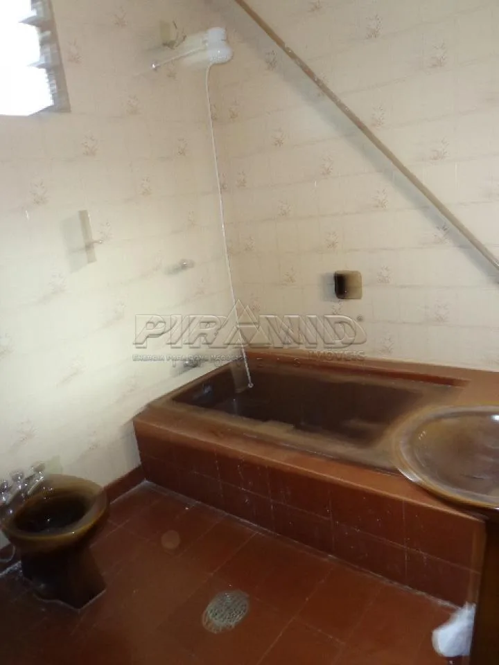 Alugar Casa / Padr&atilde;o em Ribeir&atilde;o Preto R$ 1.800,00 - Foto 27